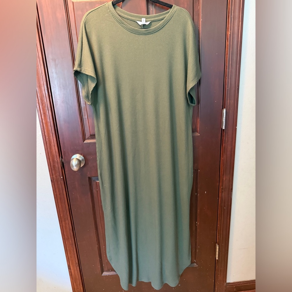 Olive Green Ribbed Maxi Dress